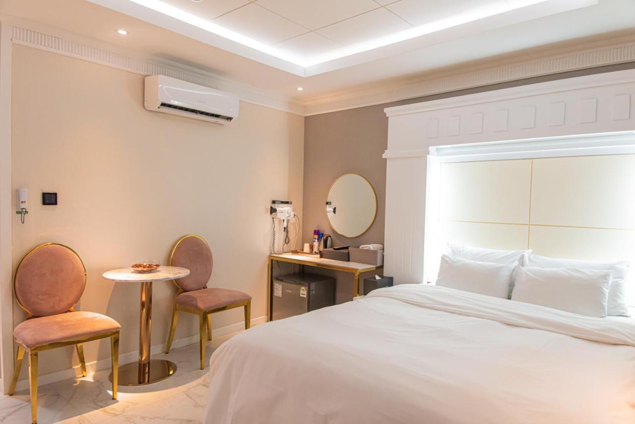 Knox Hotel Cheonan Exterior foto